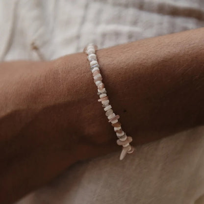 Pineapple Island Dunes Stone Bead Bracelet - Natural