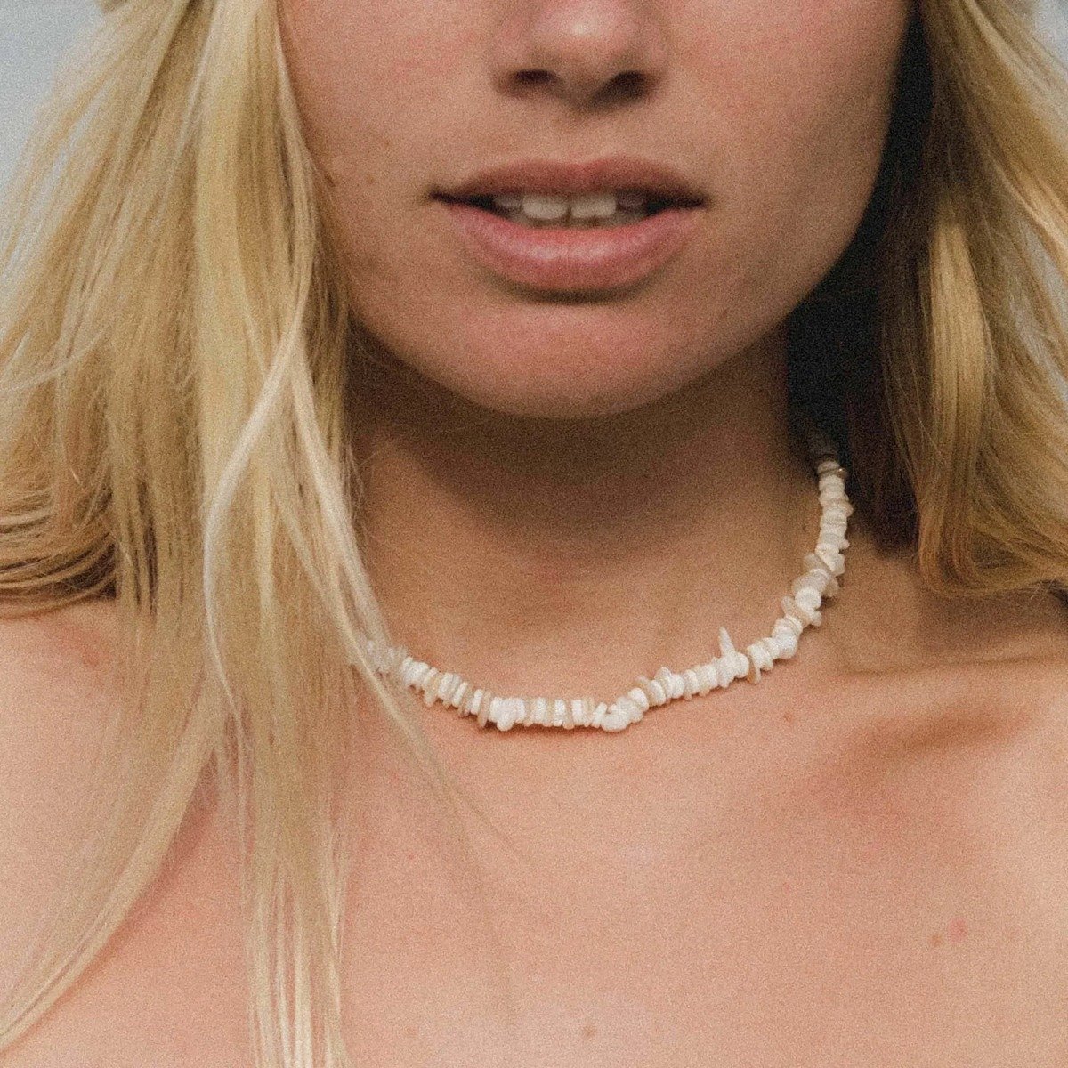 Pineapple Island Canggu Puka Shell Surfer Necklace - White