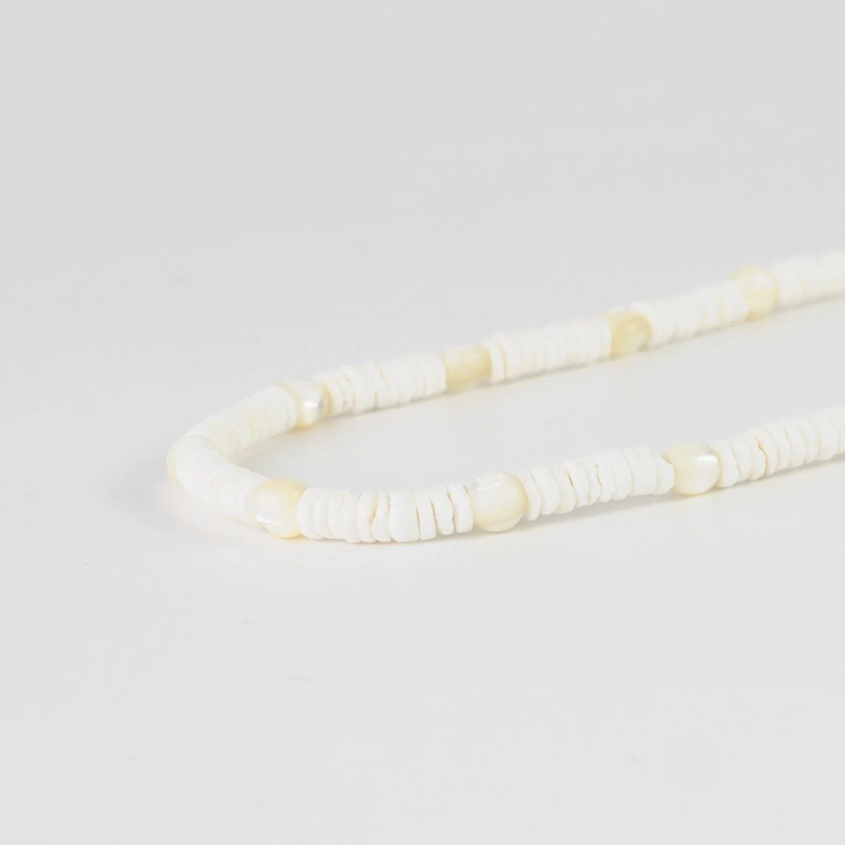 Pineapple Island Madasari Beach Mother of Pearl Shell Necklace - White