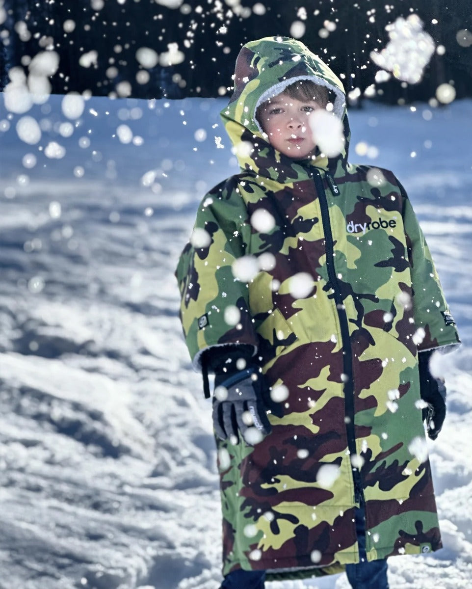 Dryrobe Advance Kids Short Sleeve Changing Robe - Age 10-13 - Camo/Grey