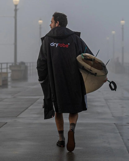 Dryrobe Advance Long Sleeve Changing Robe - Black/Grey