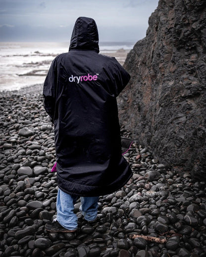 Dryrobe Advance Long Sleeve Changing Robe - Black/Pink