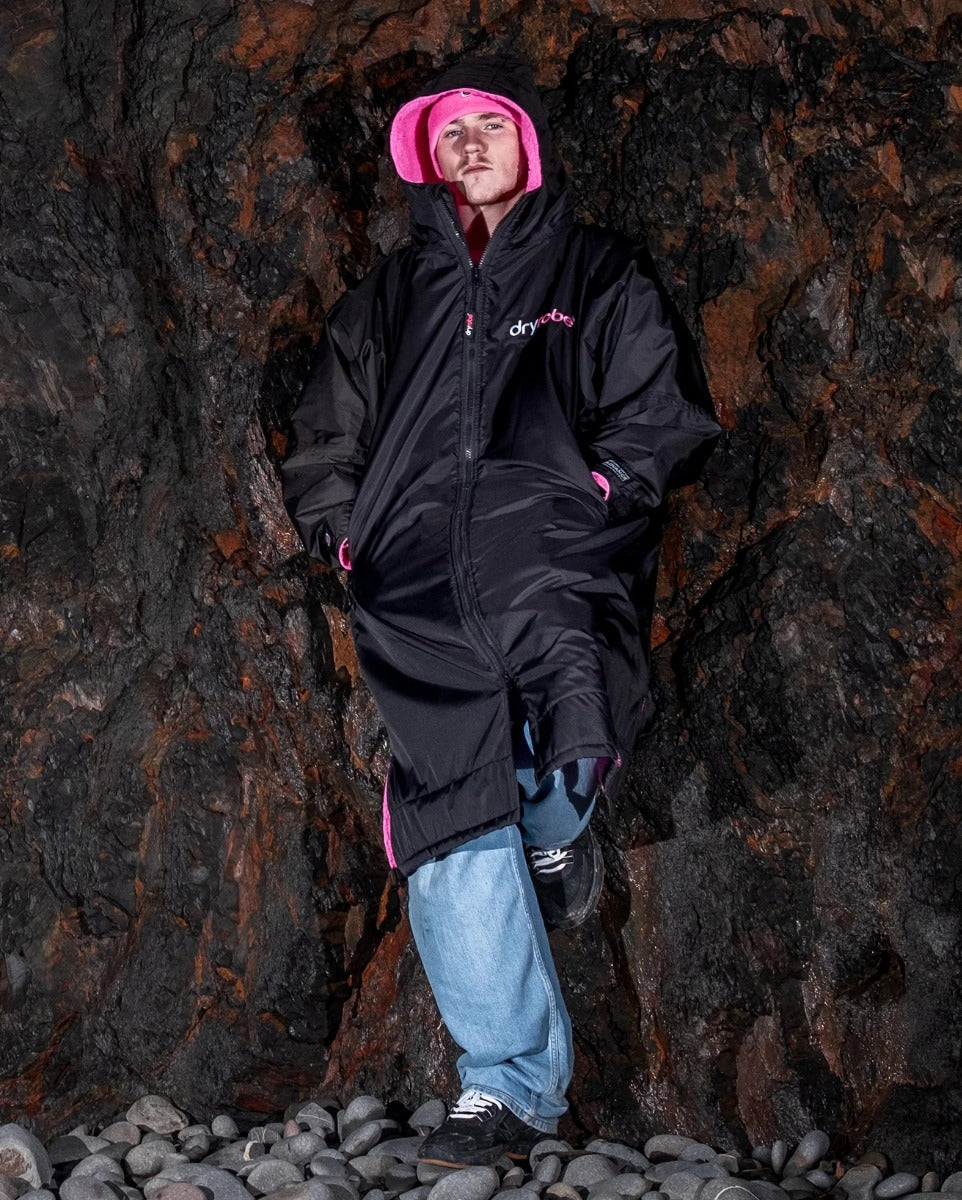 Dryrobe Advance Long Sleeve Changing Robe - Black/Pink