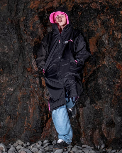 Dryrobe Advance Long Sleeve Changing Robe - Black/Pink