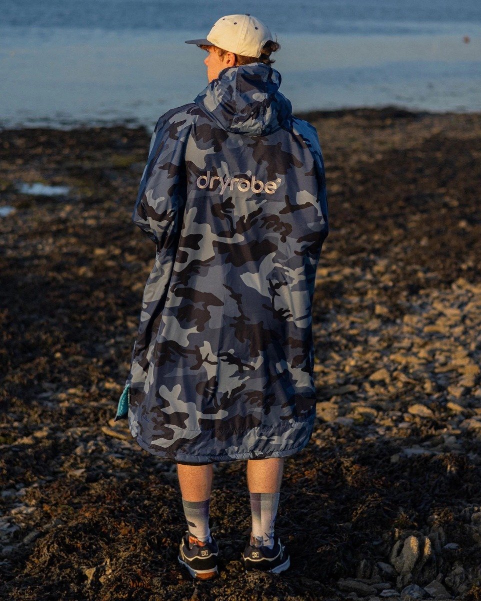 Dryrobe Advance Long Sleeve Changing Robe - Blue Camo / Blue