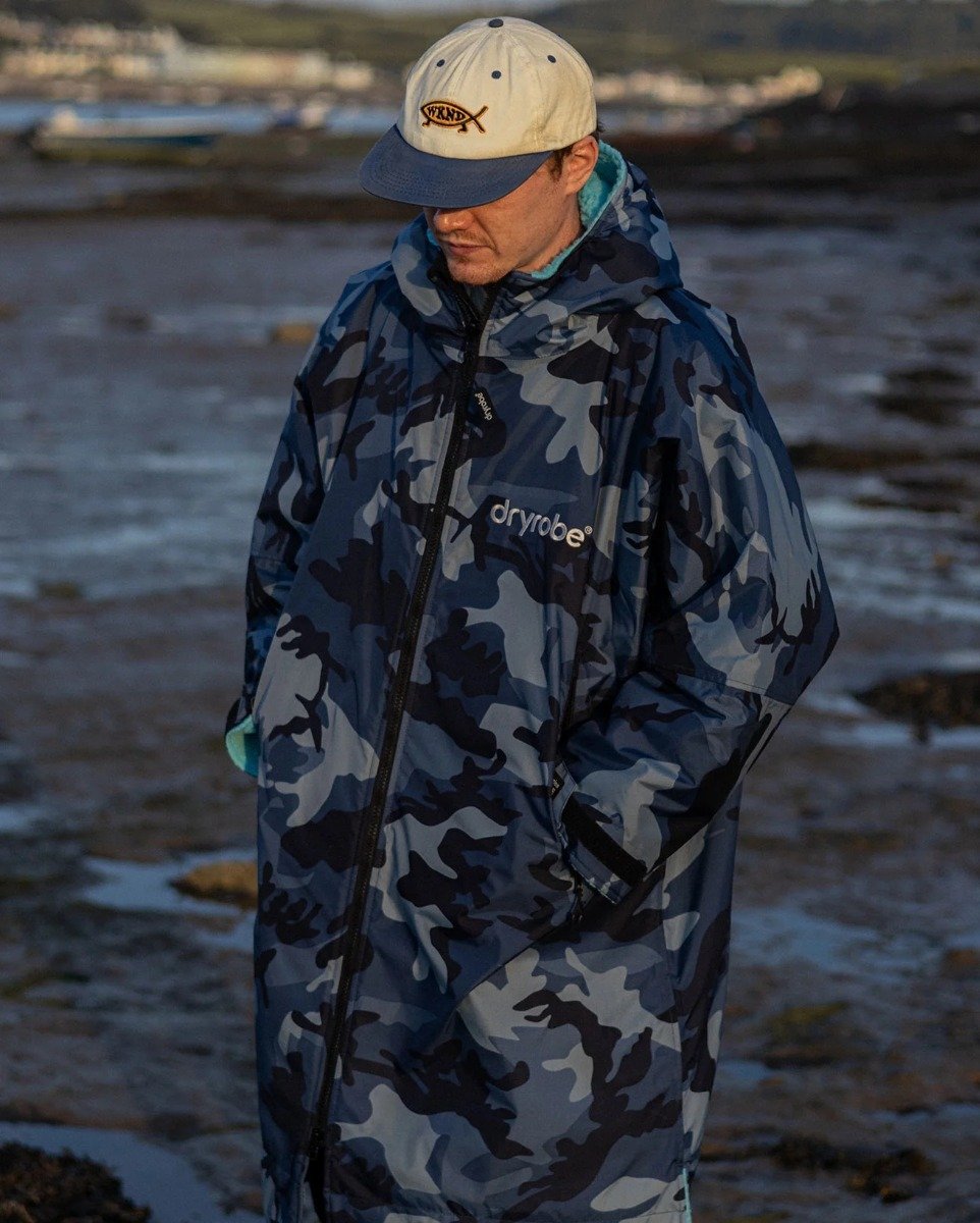 Dryrobe Advance Long Sleeve Changing Robe - Blue Camo / Blue