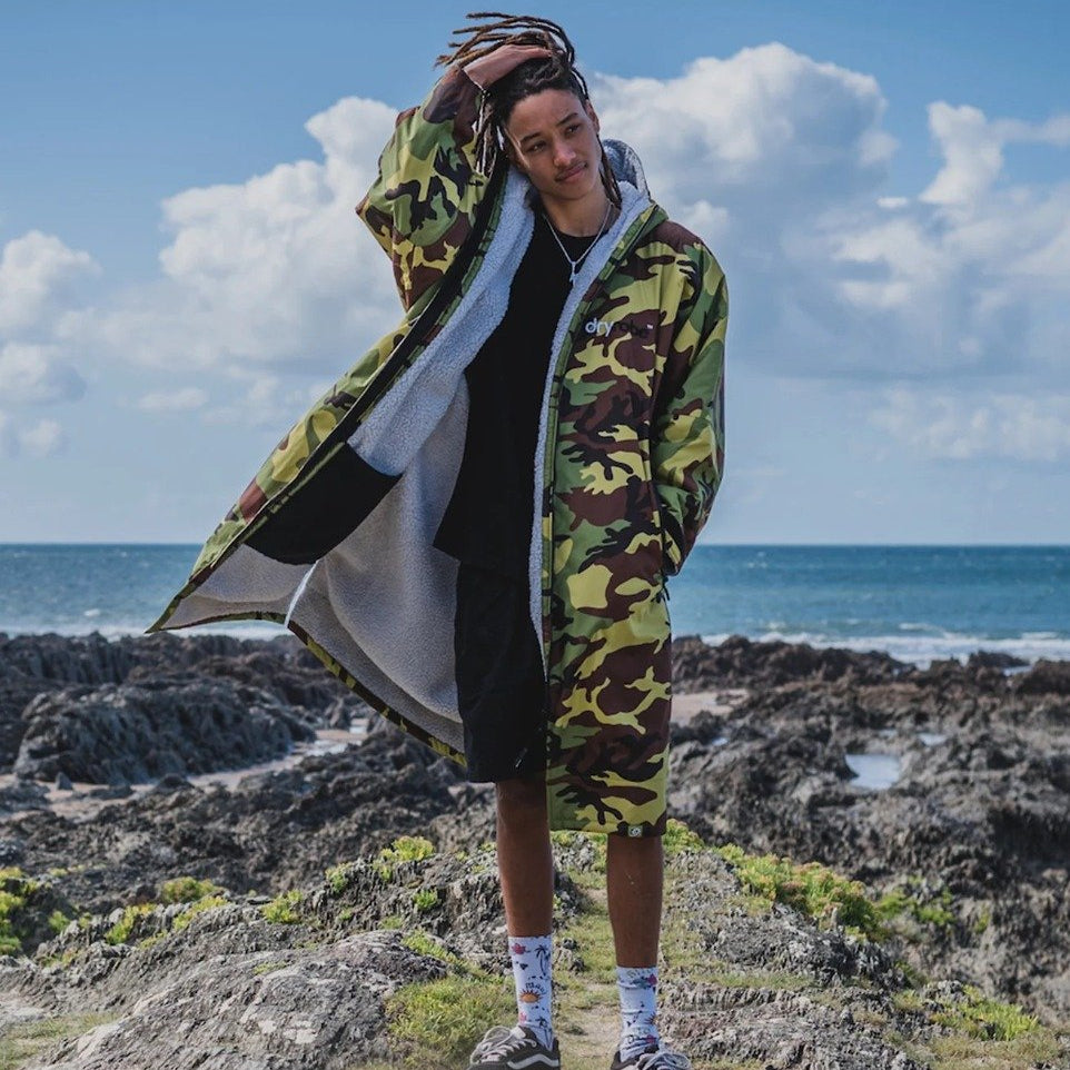 Dryrobe Advance Long Sleeve Changing Robe - Camo / Grey