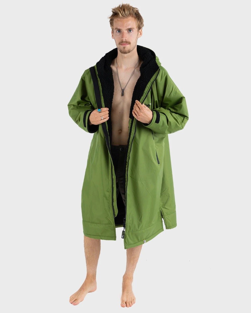 Dryrobe Advance Long Sleeve Changing Robe - Dark Green / Black