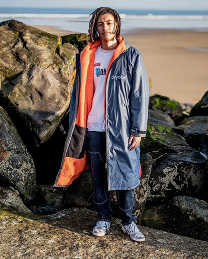 Dryrobe Advance Long Sleeve Changing Robe - Dark Grey / Orange