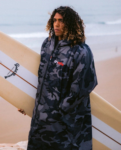 Dryrobe Advance Long Sleeve Changing Robe - Black / Camo