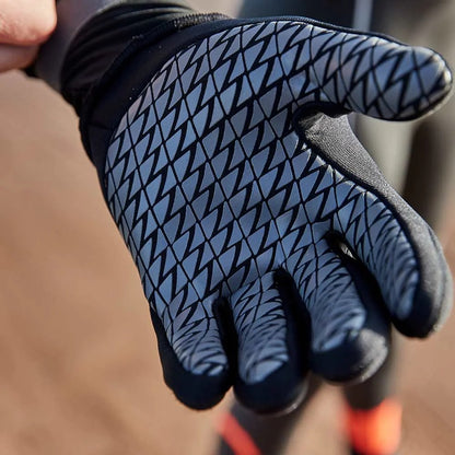 ZONE3 Neoprene Swim Gloves - Black/Silver