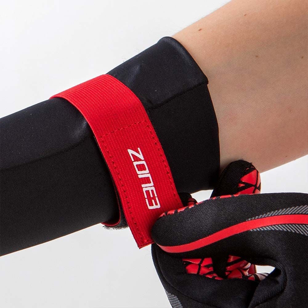 ZONE3 Neoprene Swim Gloves - Black/Red