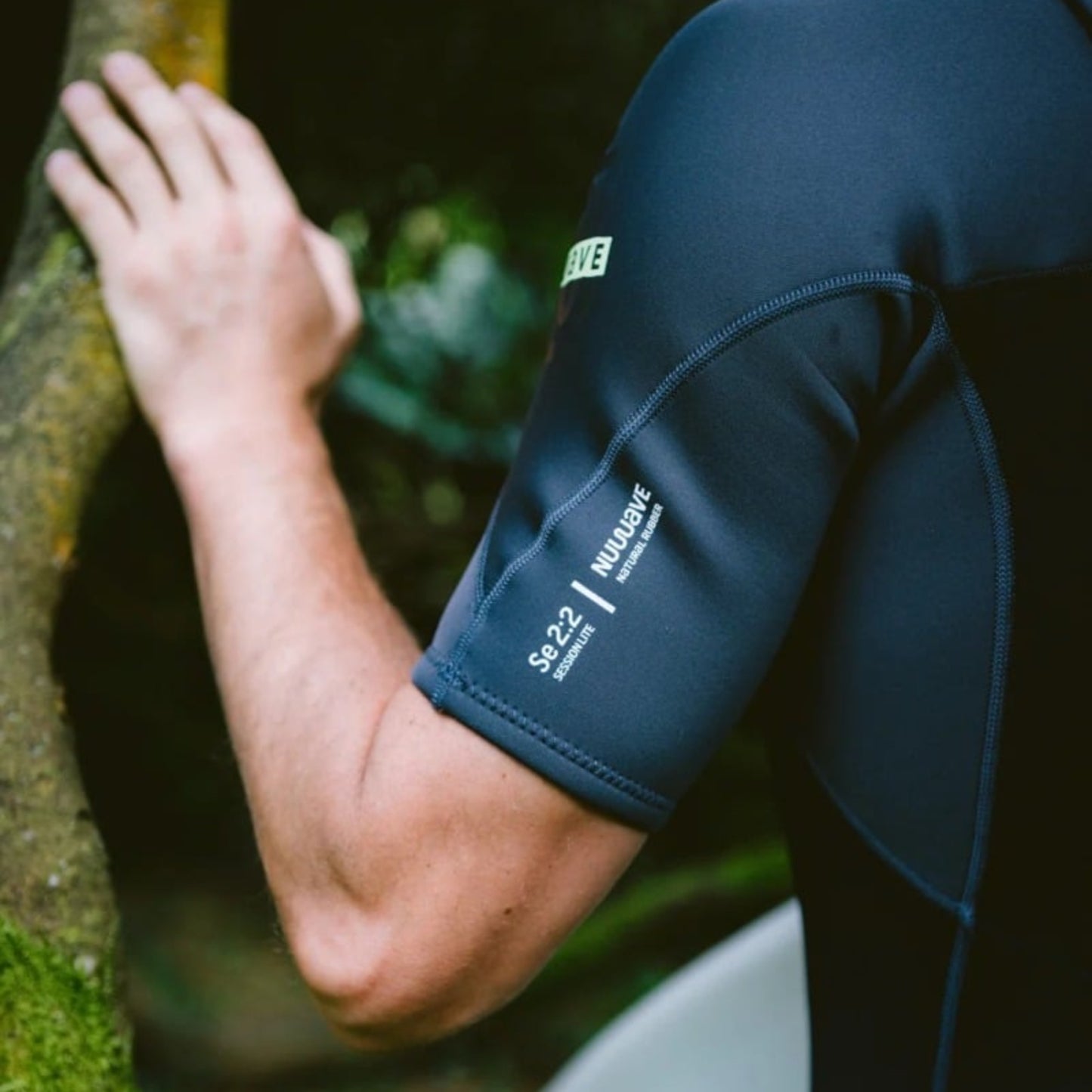 C-Skins NuWave Session Lite 2mm Mens Flatlock Chest Zip Short Arm Wetsuit 2026 - Black / Meteor