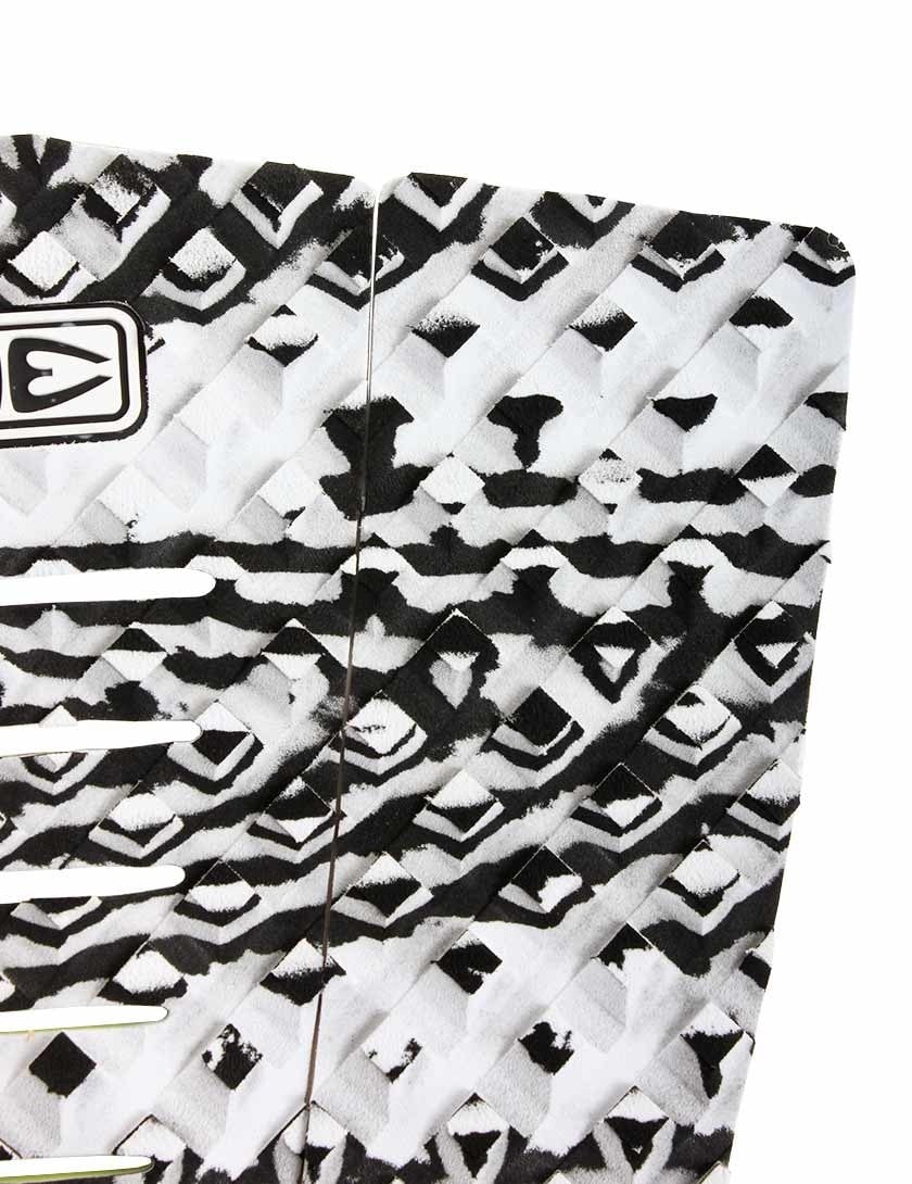 Ocean & Earth Simple Jack Traction Pad White Marble - One Size - Close Up