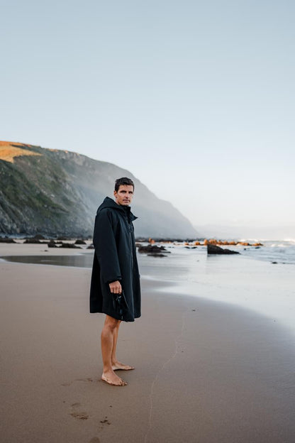 Orca Thermal Parka Changing Robe - Black