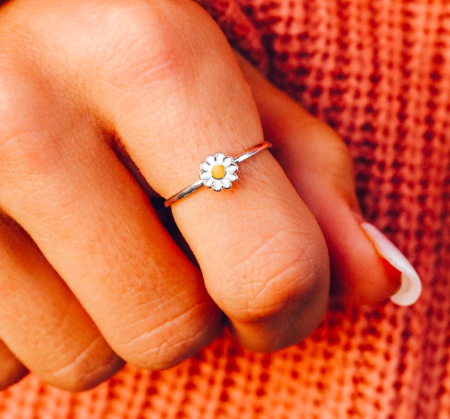 pura vida daisy silver ring