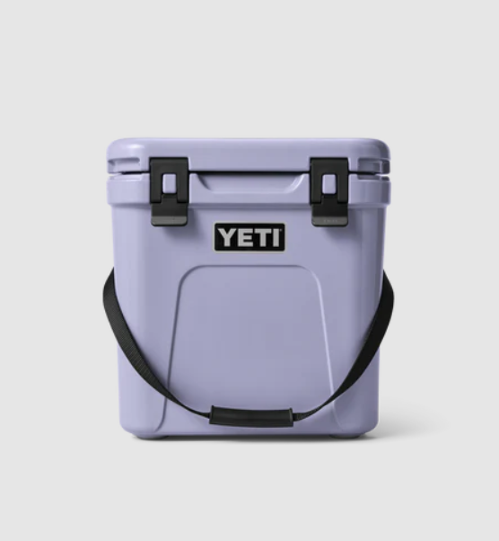 Yeti Roadie 24 Wheeled Cool Box - Cosmic Lilac