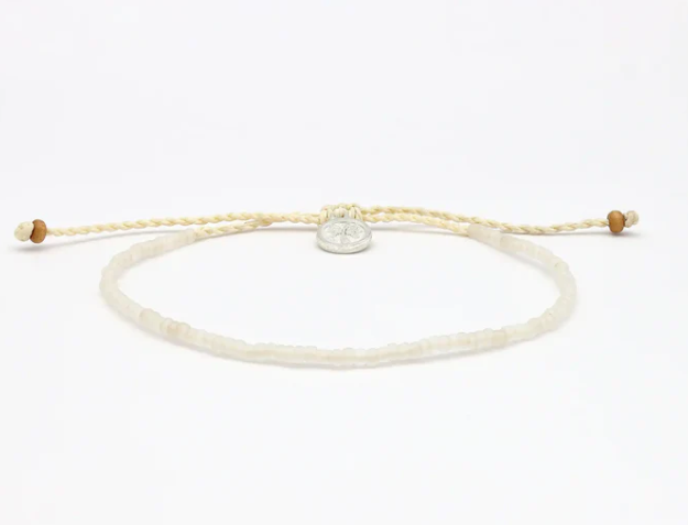 Pineapple Island Ka'anapali Frosted Glass Beaded Bracelet - White