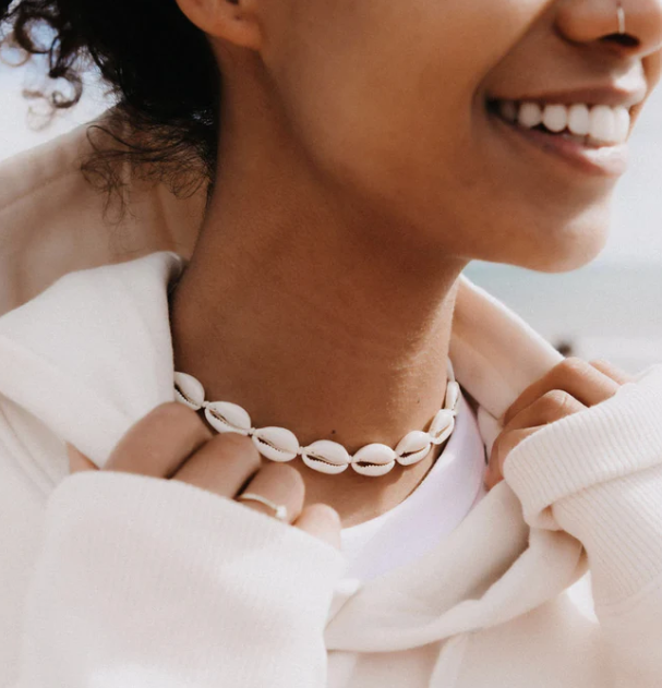 Pineapple Island Surfer Girl Cowrie Shell Necklace - Cream