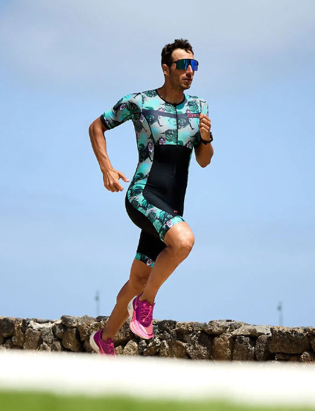 ZONE3 Activate+ Momentum II Men's Short Sleeve Trisuit - Black/Khaki