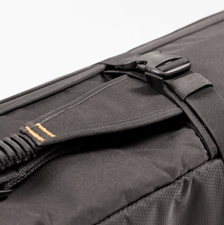 Ocean & Earth Apex Fish 4 Board Travel Bag - Black