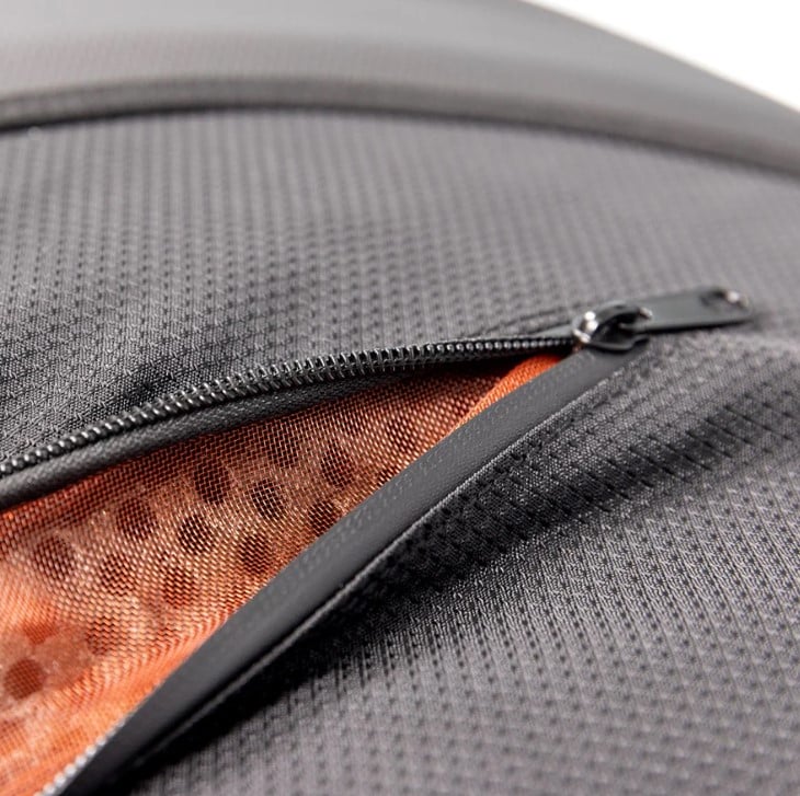 Ocean & Earth Apex Fish 4 Board Travel Bag - Black