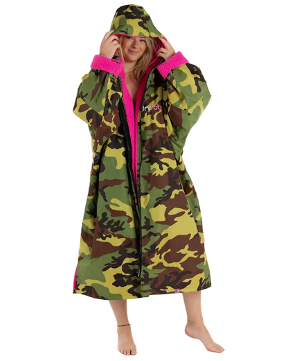 Dryrobe Advance Long Sleeve Changing Robe - Camo / Pink
