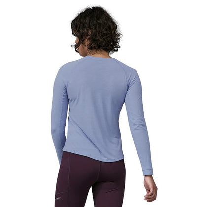 Patagonia Long-Sleeved Women's Cap Cool Trail Shirt - Walk Your Path: Pale Periwinkle