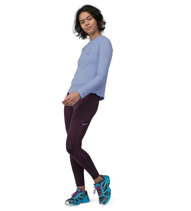 Patagonia Long-Sleeved Women's Cap Cool Trail Shirt - Walk Your Path: Pale Periwinkle