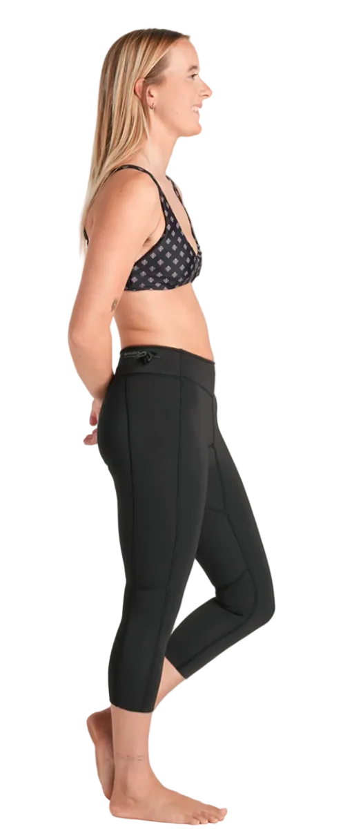 C-Skins NuWave Solace Lite 1.5mm Womens FL 3/4 Wetsuit Leggings - Black/White