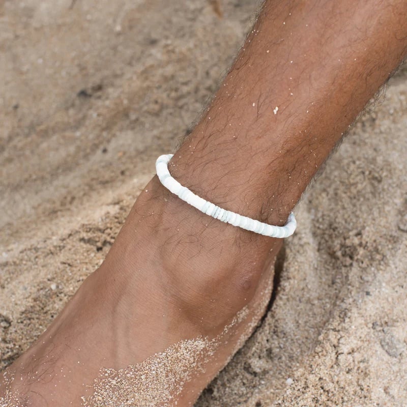 Pineapple Island Sawarna Puka Shell Anklet