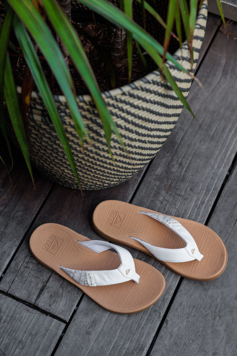 Reef Women's Santa Ana Flip-Flops - Cloud