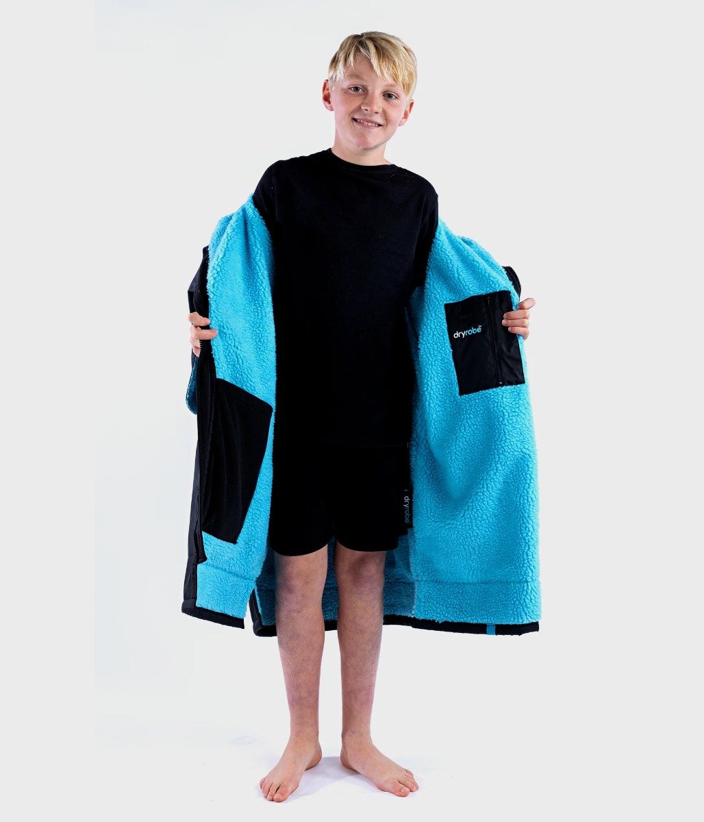 Dryrobe Advance Short Sleeve Changing Robe - Age 5-9 - Black / Blue