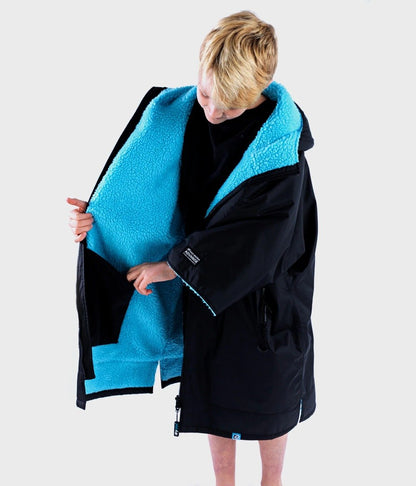 Dryrobe Advance Short Sleeve Changing Robe - Age 5-9 - Black / Blue