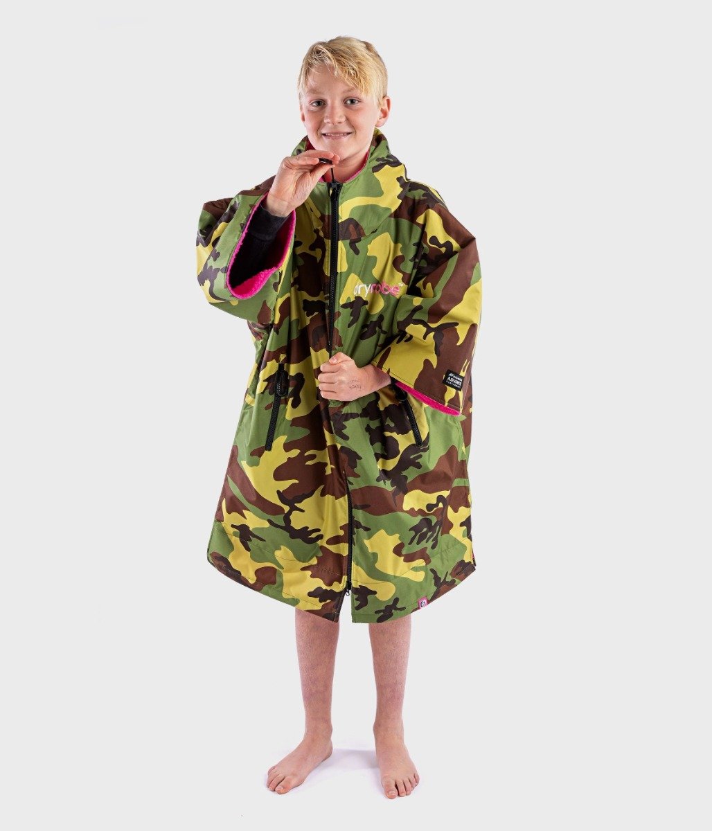 Dryrobe Advance Kids Short Sleeve Changing Robe - Camo/Pink