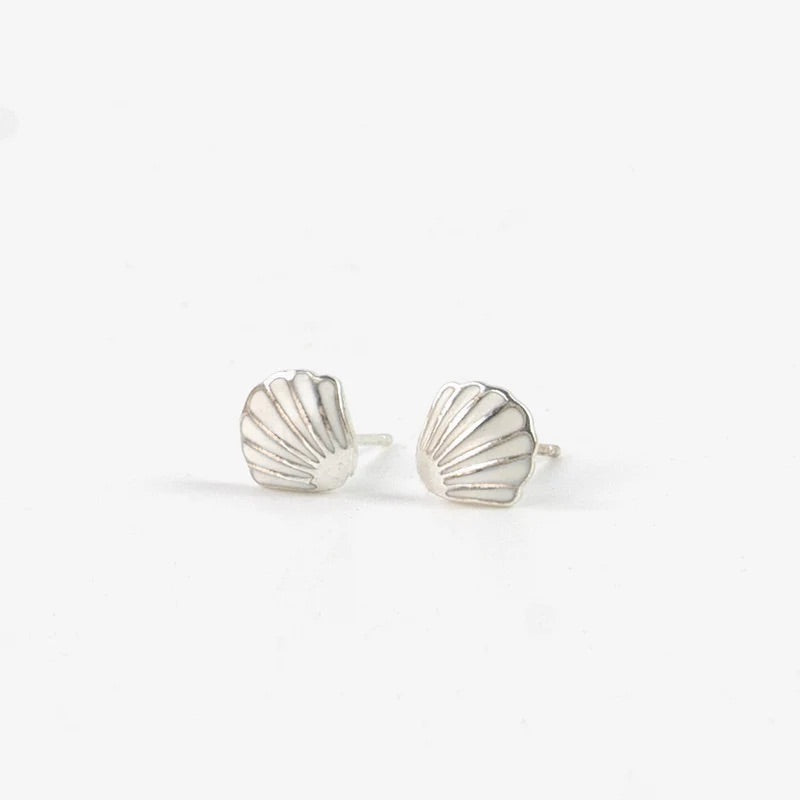 Pineapple Island Seashell Stud Earrings - Silver
