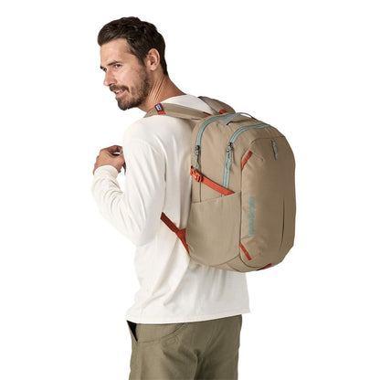 Patagonia Refugio Daypack 26L - Seabird Grey