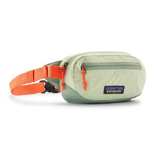 Patagonia Terravia Mini Hip Pack 1L in Lichen Green