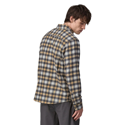 Patagonia Fjord Flannel Lightweight Long-Sleeved Men's Shirt - Beach Day/Sandy Melon