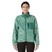 Patagonia Synchilla Women's Fleece Jacket - Bees and Flowers/Heartleaf Green