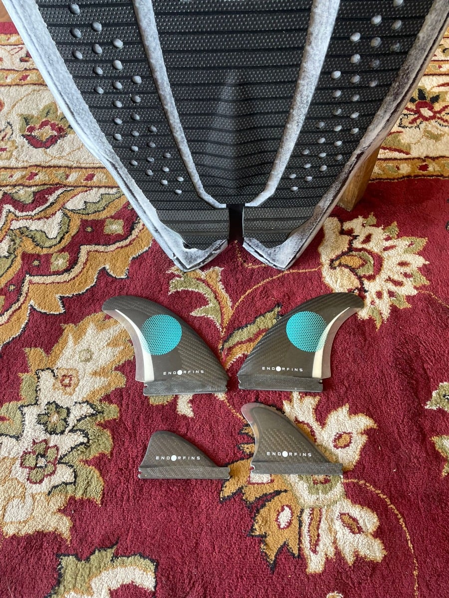 Firewire Great White Twin I-Bolic Core with Volcanic Lamination 5ft 7 Surfboard & Fins - SECONDHAND SURFBOARD