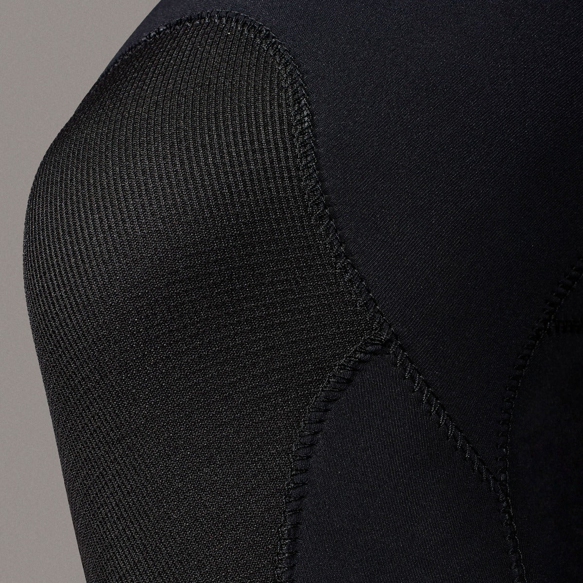 Xcel Axis 4/3mm Men's Chest Zip Wetsuit 2026 - Black